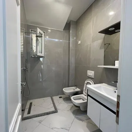 Miri House Villa Domje