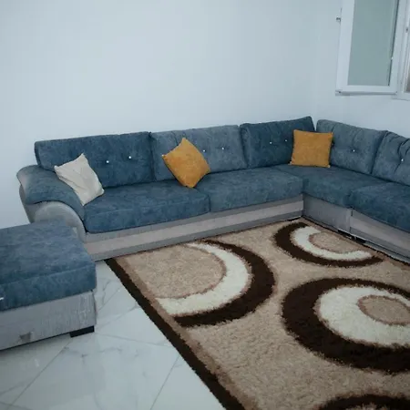 Miri House * Domje